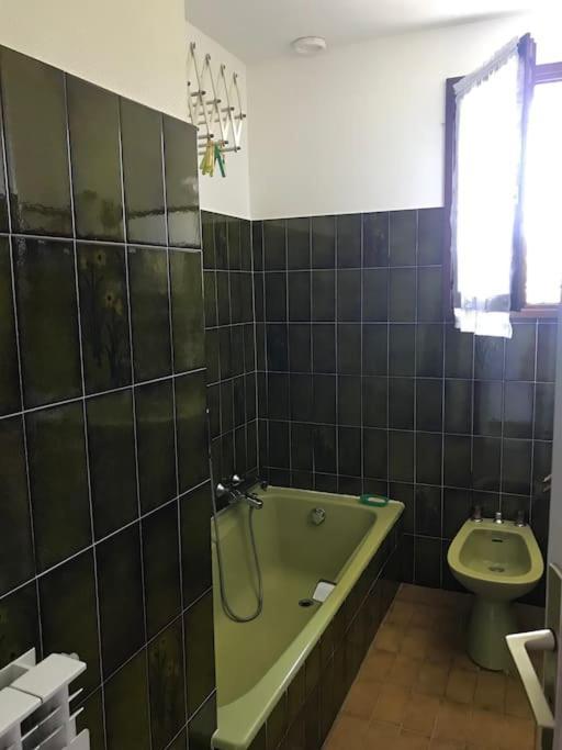 Comme Chez Mamie, Maison Entiere 1-6 Personnes Alby-sur-Cheran Exterior foto